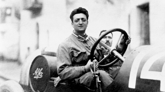 Un legado veloz: La Historia apasionante de Enzo Ferrari.